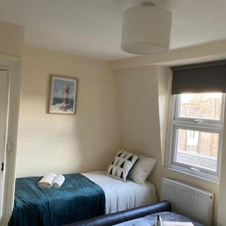 Lovely Private Rooms In Camden, Central ロンドン エクステリア 写真